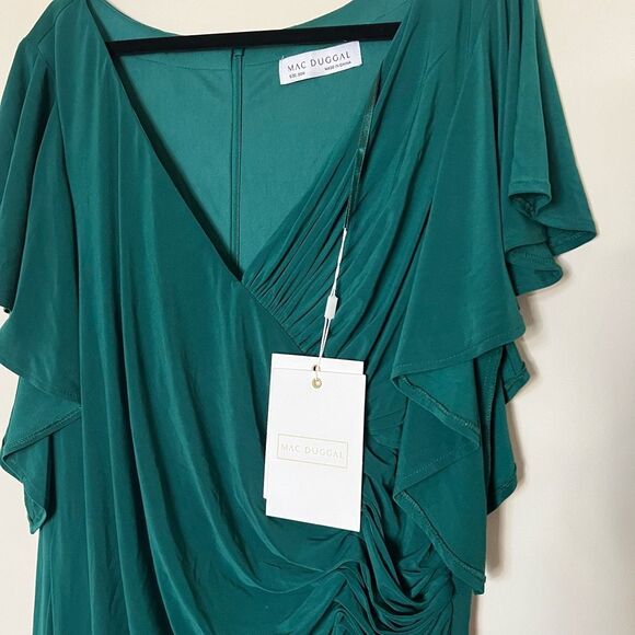 NEW Mac Duggal Faux Wrap Butterfly Sleeve Gown Emerald Green 20W - Picture 9 of 12